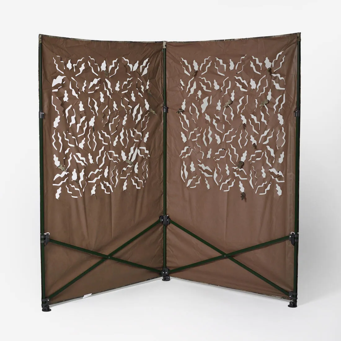 Bi-Screen Folding Hide