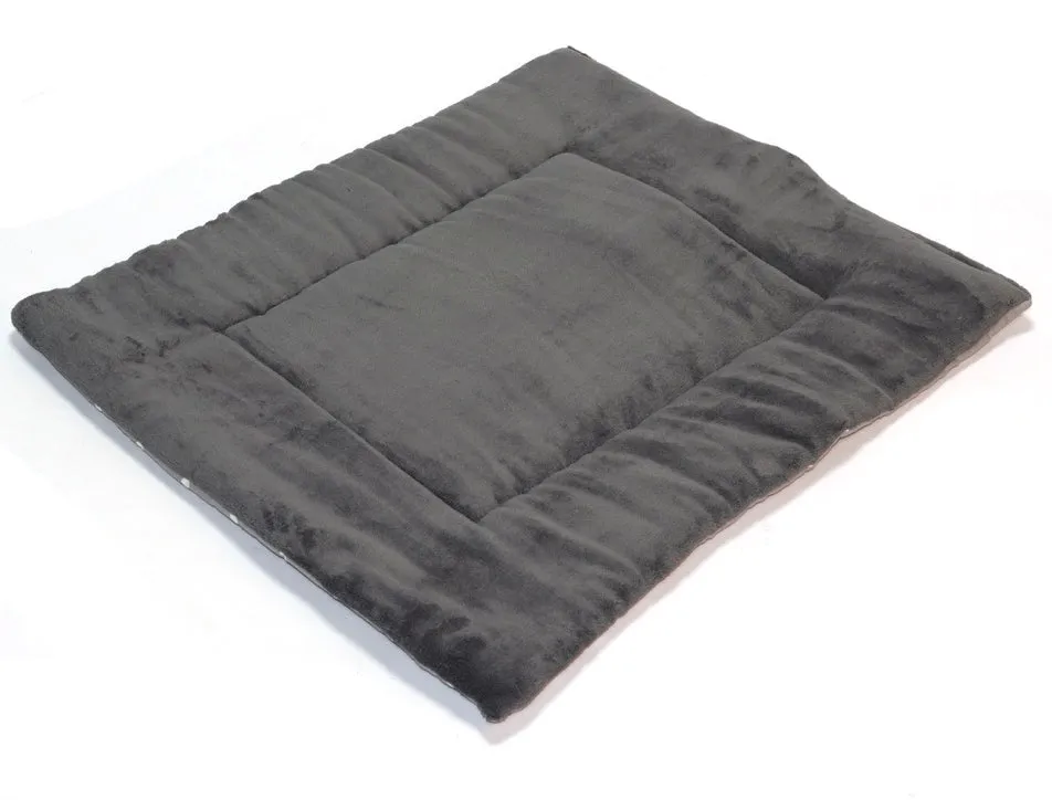 Grey Spot Travel Mat