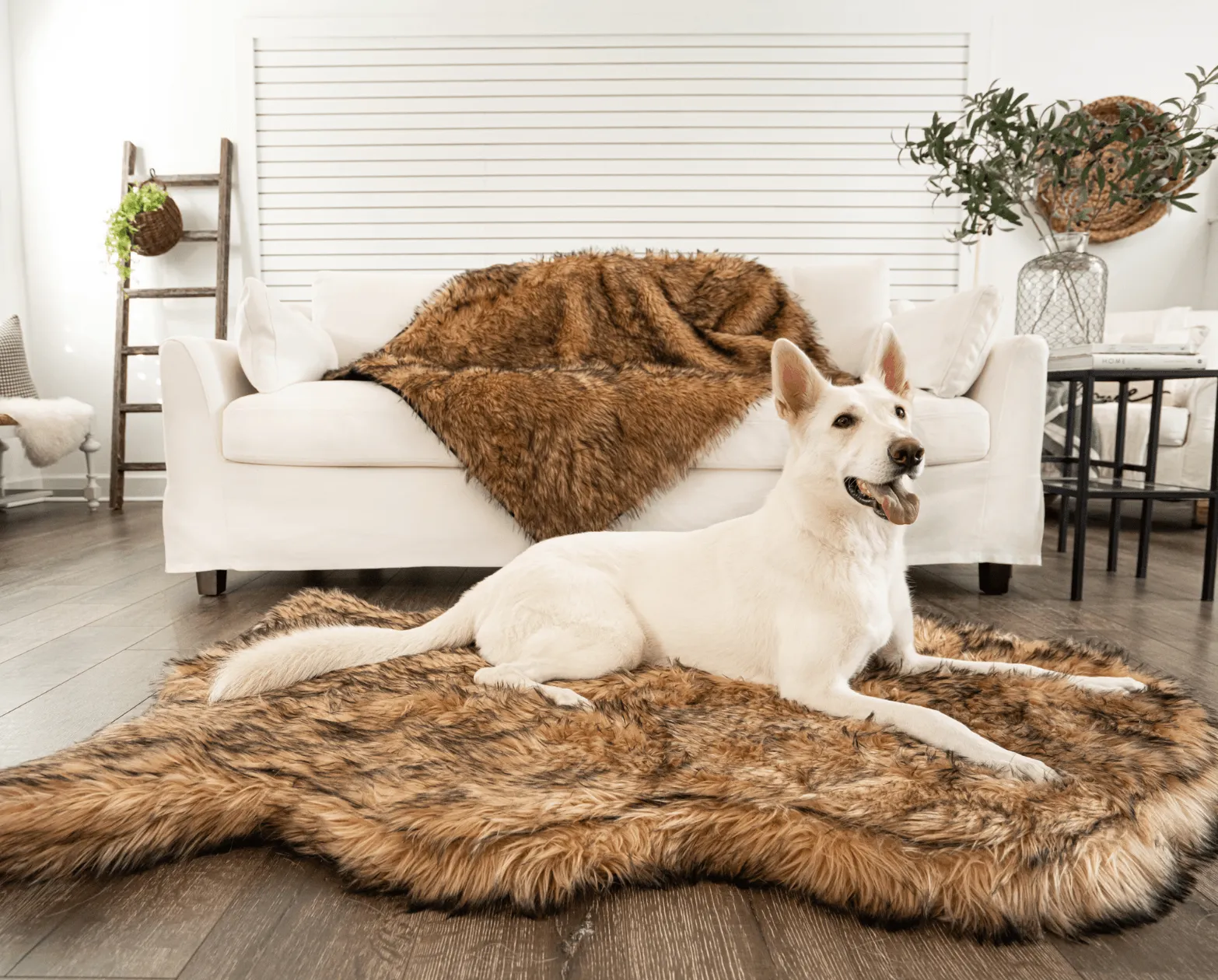 PupRug™ Orthopedic Bed   Matching Waterproof Blanket Bundle- Sable Tan